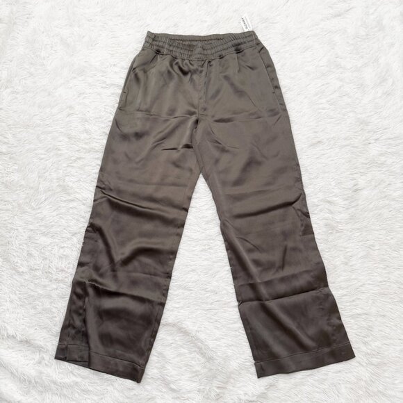 Women Old Navy Shiny Satin High Rise Wide Leg Pants in Olive Green Size Small - Picture 2 of 11